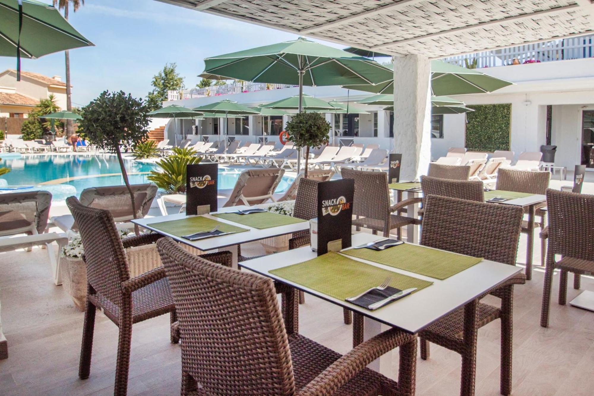 Hotel Catalonia Del Mar - Adults Only Cala Bona  Exterior foto